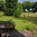 Pottkiekerhus Appartement Luhnstedt